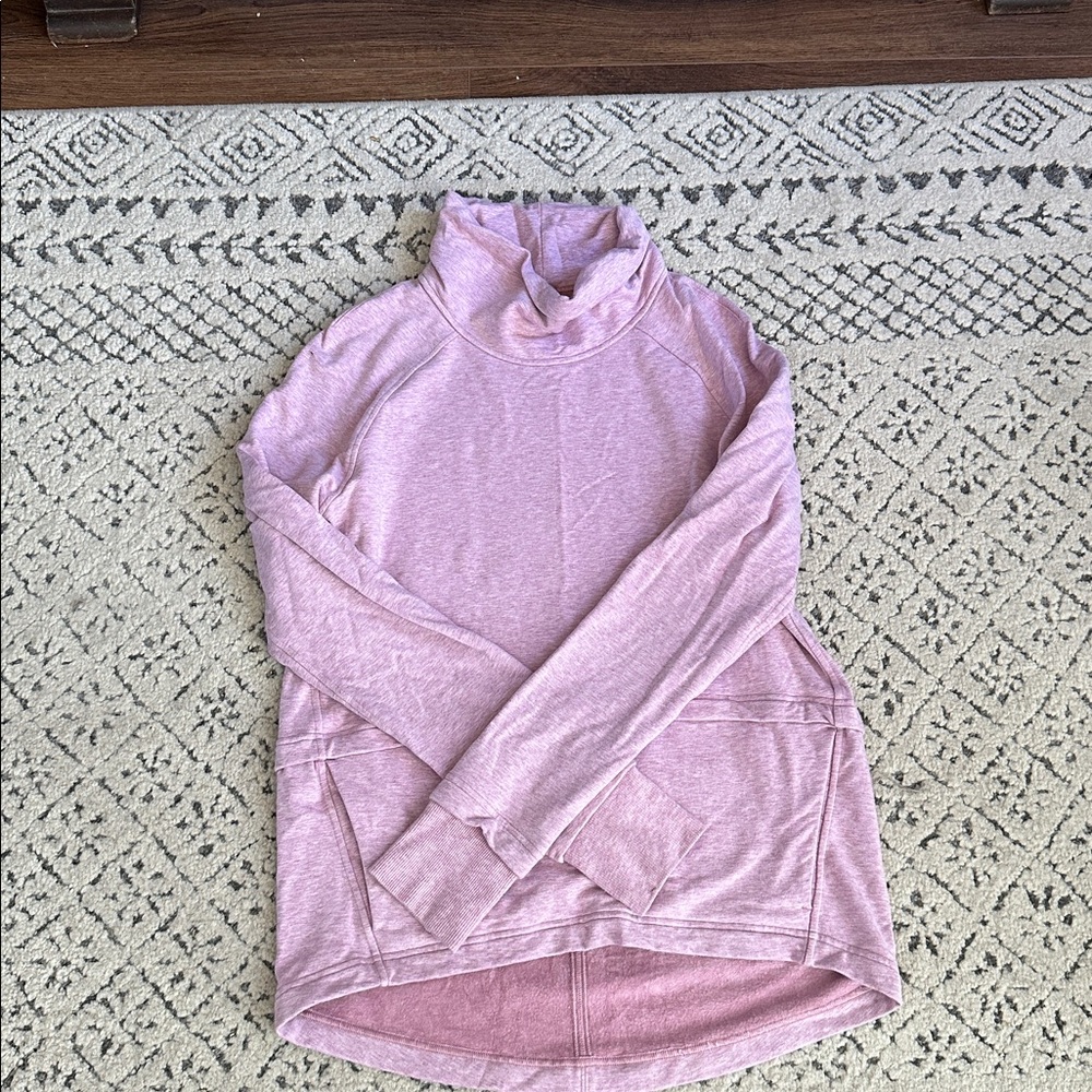 Light Purple lulu lemon?  Turtleneck Sweatshirt